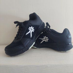 Women's Size 6S Kuru Quantum Black Shoes